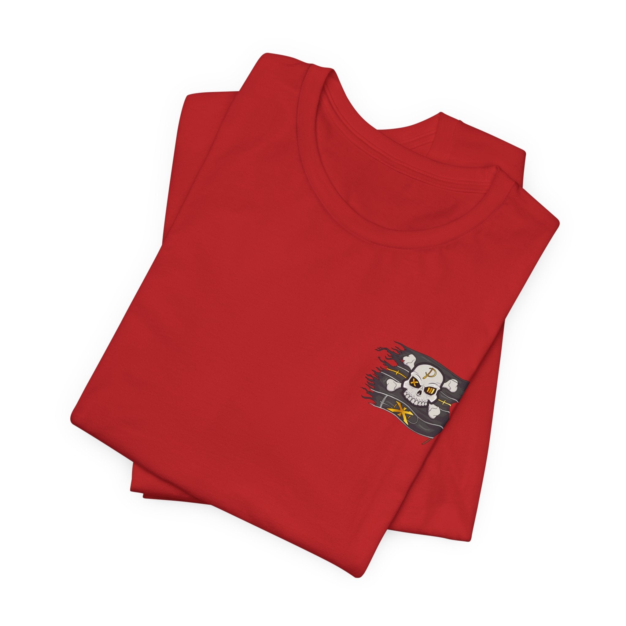 Pirate Skull Flag Tee — Distressed Jolly Roger Graphic T-Shirt