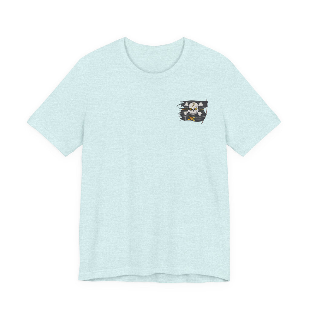 Pirate Skull Flag Tee — Distressed Jolly Roger Graphic T-Shirt