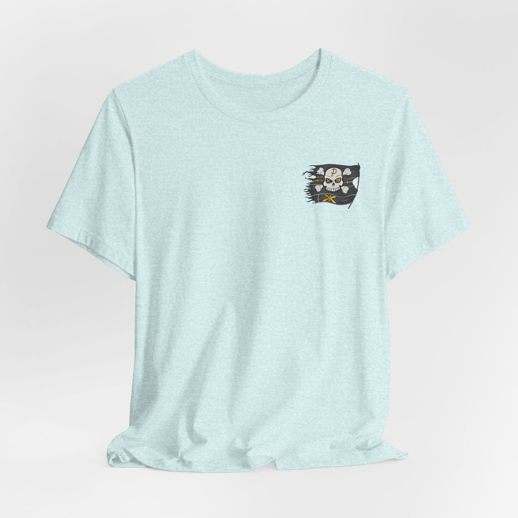 Pirate Skull Flag Tee — Distressed Jolly Roger Graphic T-Shirt