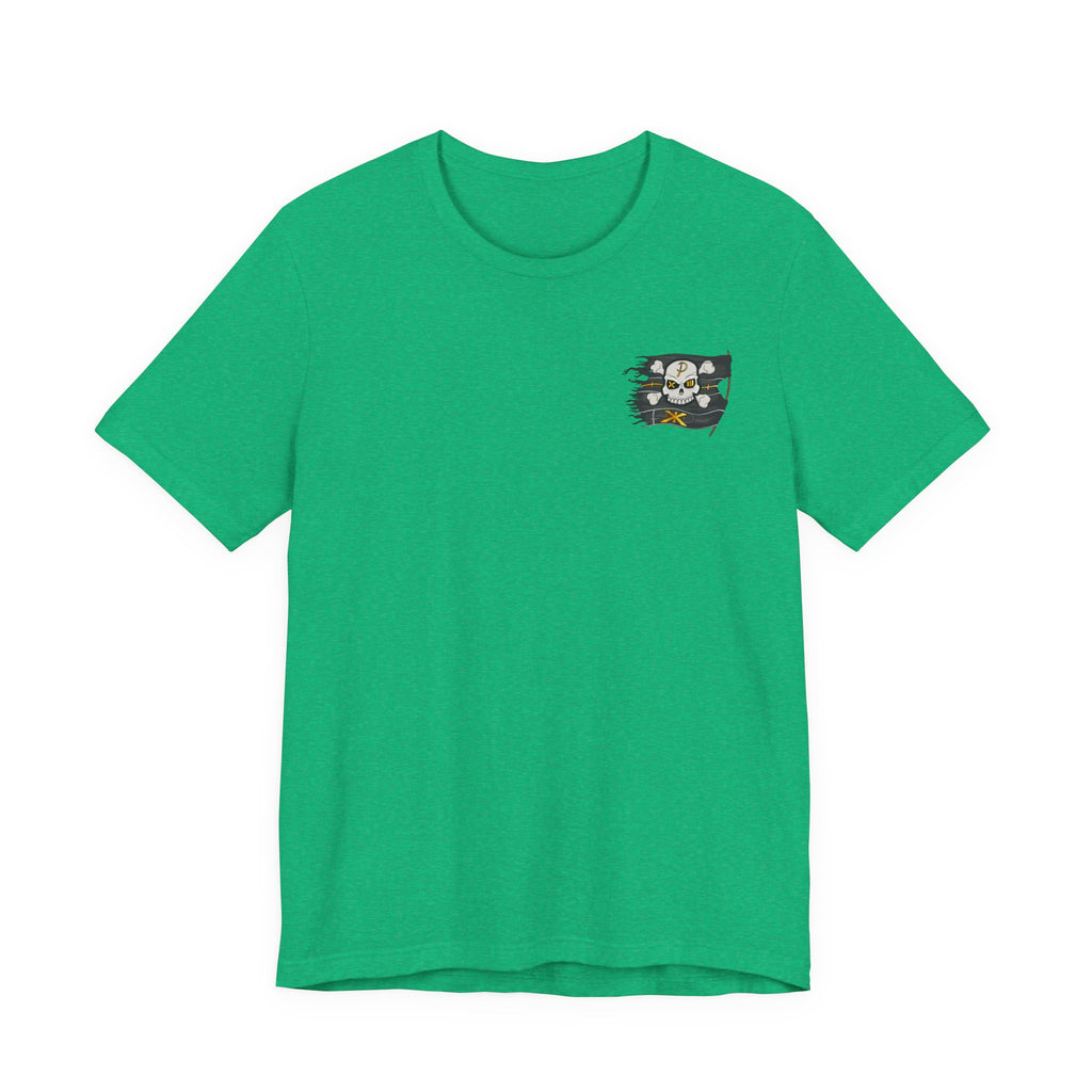 Pirate Skull Flag Tee — Distressed Jolly Roger Graphic T-Shirt