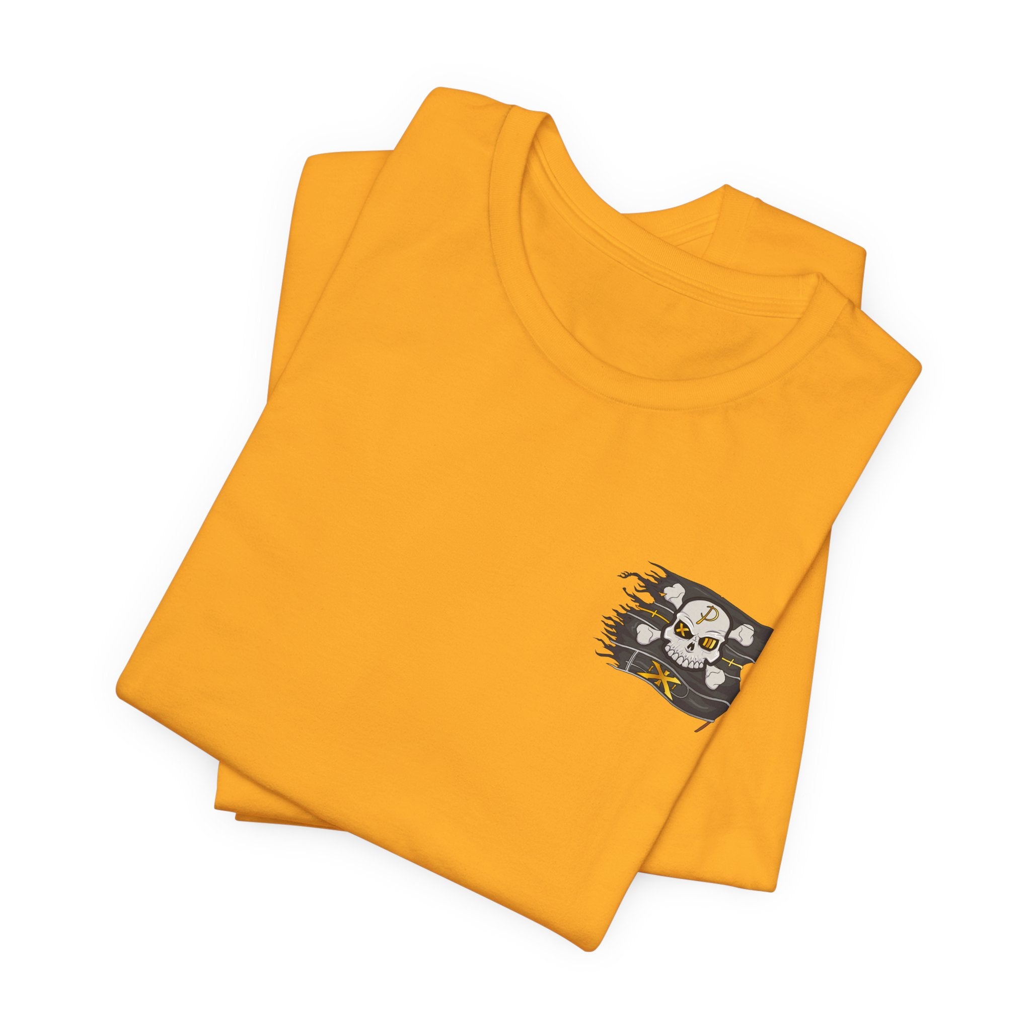 Pirate Skull Flag Tee — Distressed Jolly Roger Graphic T-Shirt