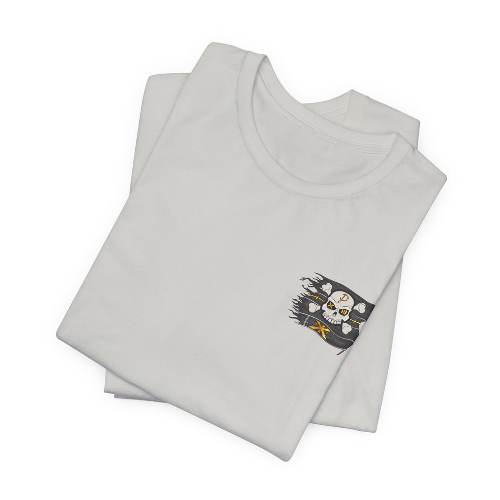 Pirate Skull Flag Tee — Distressed Jolly Roger Graphic T-Shirt
