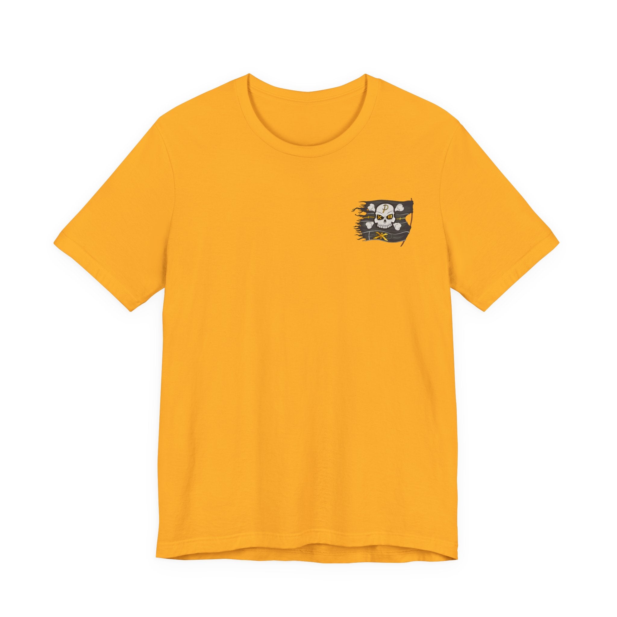 Pirate Skull Flag Tee — Distressed Jolly Roger Graphic T-Shirt